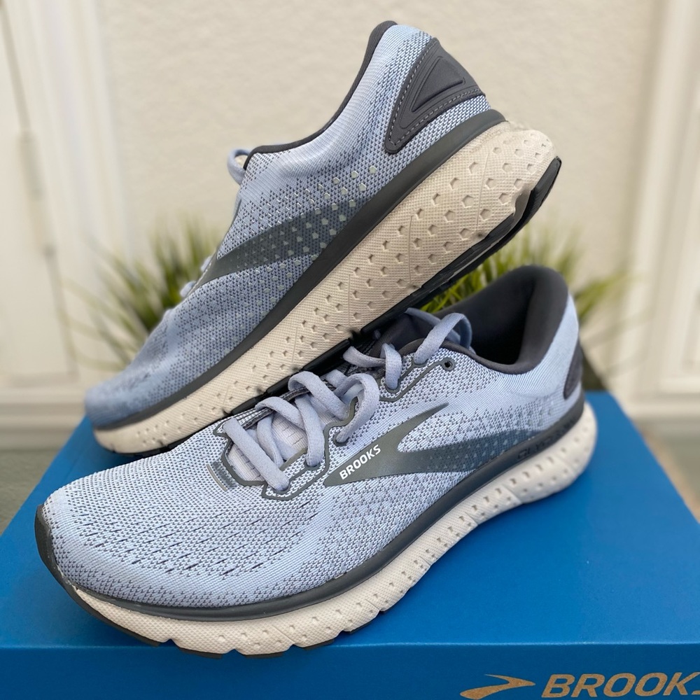 BROOKS GLYCERIN 18 Size 8